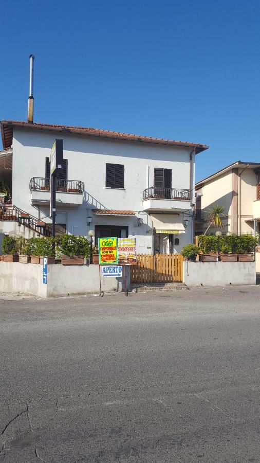 Al Fontanone Hotel Cecchina Bagian luar foto
