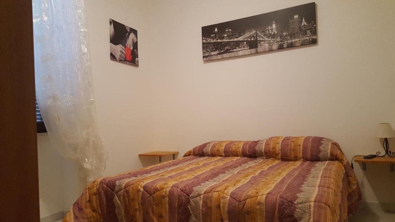 Al Fontanone Hotel Cecchina Bagian luar foto